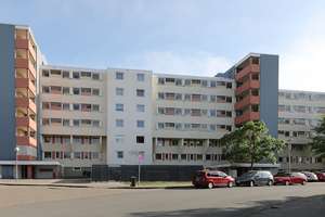 Dreizimmerwohnung mit Ausblick Westhagen // ZG 4.OG/5.OG , 1. Mieteinheit von rechts – Hallesche Straße 32, 38444 Westhagen, Wolfsburg – Vorschaubild 4