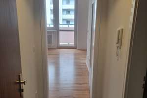 Praktische 1-Zimmer-Wohnung mit Balkon in Augsburg – Drost-Hülshoff-Str. 5, 86157 Pfersee-Süd, Augsburg – Vorschaubild 3