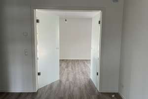 Traumhafte Neubau-Stadtvilla in ruhiger Lage – Die vollständige Adresse der Immobilie erhältst du vom Anbieter., 22159 Farmsen-Berne, Hamburg – Vorschaubild 5