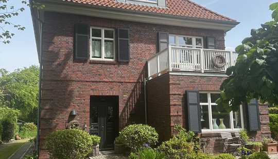 Bild von Stadtvilla im ´Kaffeemühlenstil´ in Hamburg - Volksdorf