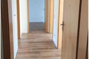 Helle 3-Zimmer Wohnung mit Balkon im 3. OG in Köln-Urbach – Auf dem Knöpp 40, 51145 Urbach, Köln – Vorschaubild 1