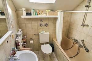 Moderne 4-Zimmer-Wohnung mit zwei Balkonen und Duplex-Stellplatz – Die vollständige Adresse der Immobilie erhältst du vom Anbieter., 76149 Neureut, Karlsruhe – Vorschaubild 8