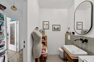 Modernisierte 1-Zimmer-Wohnung mit Westbalkon + Aufzug – Die vollständige Adresse der Immobilie erhältst du vom Anbieter., 10969 Kreuzberg, Berlin – Vorschaubild 16