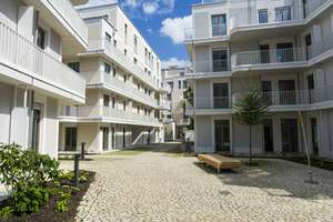 THERESE - PREMIUM APARTMENT mit BALKON. LIVING MAXVORSTADT. MÖBLIERT! – 80333 Augustenstraße, München – Vorschaubild 4