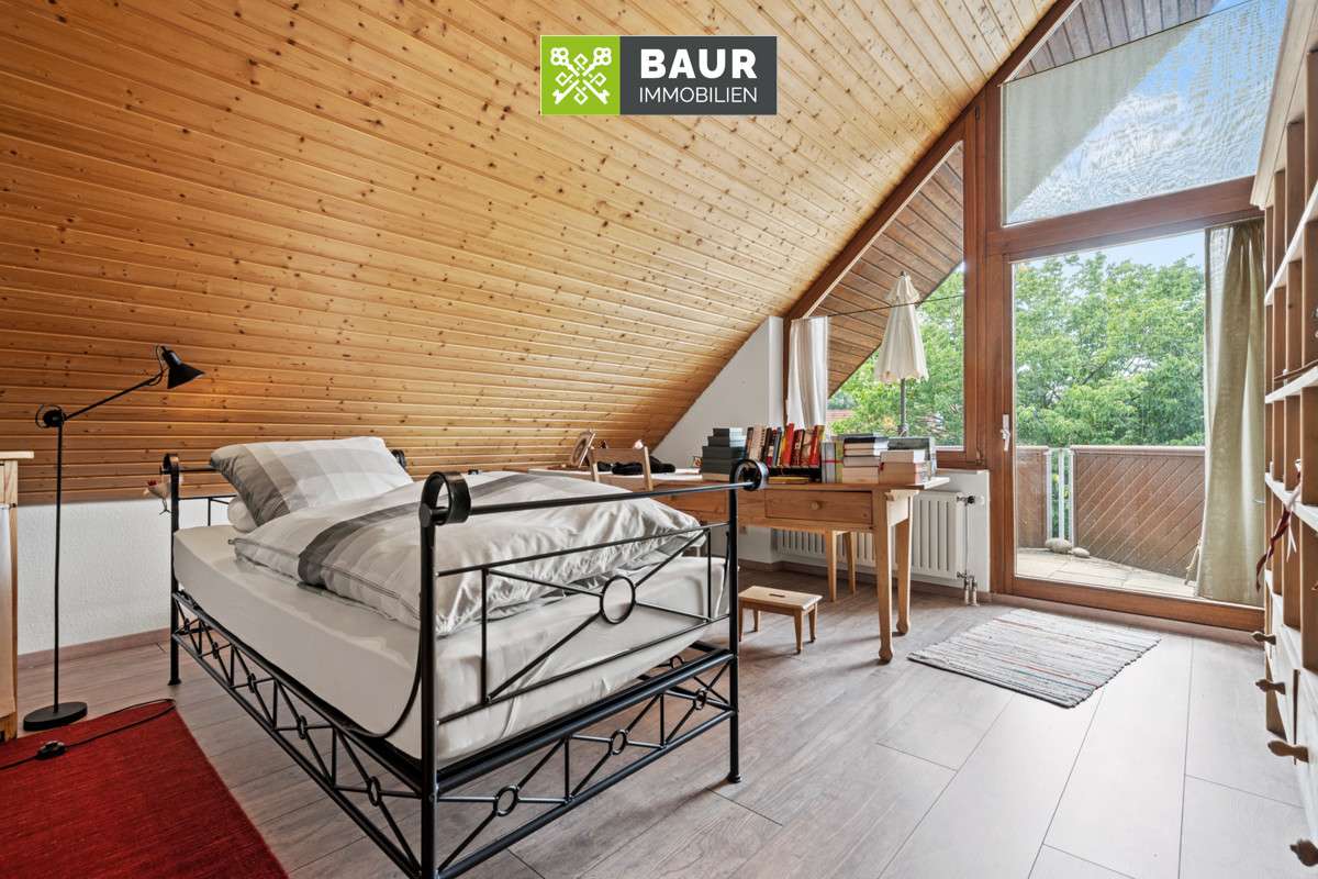 Immobilie in Baienfurt - 360°| Sofort bezugsfrei! Großzügige 4-Zimmer-Dachgeschosswohnung in Baienfurt - Bild 1
