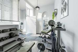Bestlage Lehel: Kernsanierte Altbau-Traumwohnung mit Dachterrasse und Balkon – Die vollständige Adresse der Immobilie erhältst du vom Anbieter., 80538 Lehel, München – Vorschaubild 90