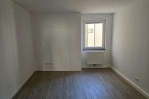 3-ZW mit Balkon in Innenstadtlage - 2er-WG möglich! – Rittergasse 5, 97070 Altstadt, Würzburg – Vorschaubild 2