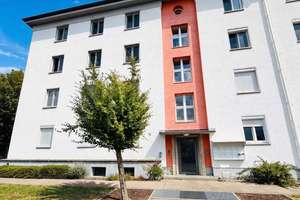 ÄUSSERST GEPFLEGTE 3-ZIMMER-WOHNUNG MIT HOCHWERTIGER EBK UND BALKON IN DILLINGEN A. D. DONAU