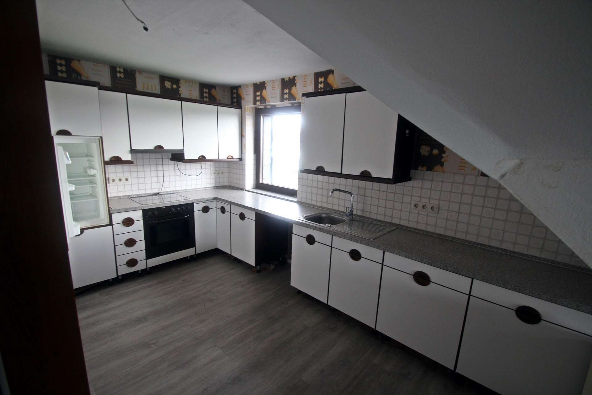 Immobilie in Elbtal - Mehrfamilienhaus & Laden & Lager & Garagen & Weitere Bauplatz mit viel Möglichkeiten - Bild 1