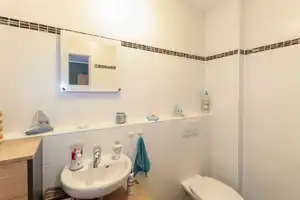 Moderne DHH mit eigenem Garten in Ortsrandlage von Velden! – Landshut (Kreis) – Vorschaubild 16