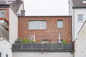 Frisch renovierte 4-Zimmer-Dachgeschosswohnung (69 m²) in Uerdingens Fußgängerzone – Die vollständige Adresse der Immobilie erhältst du vom Anbieter., 47829 Uerdingen, Krefeld – Vorschaubild 2