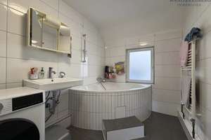 4,55 % Rendite! Modernisierte 3-Zimmer-Wohnung mit praktischer Aufteilung – 70327 Untertürkheim (Ortsteil), Stuttgart – Vorschaubild 5