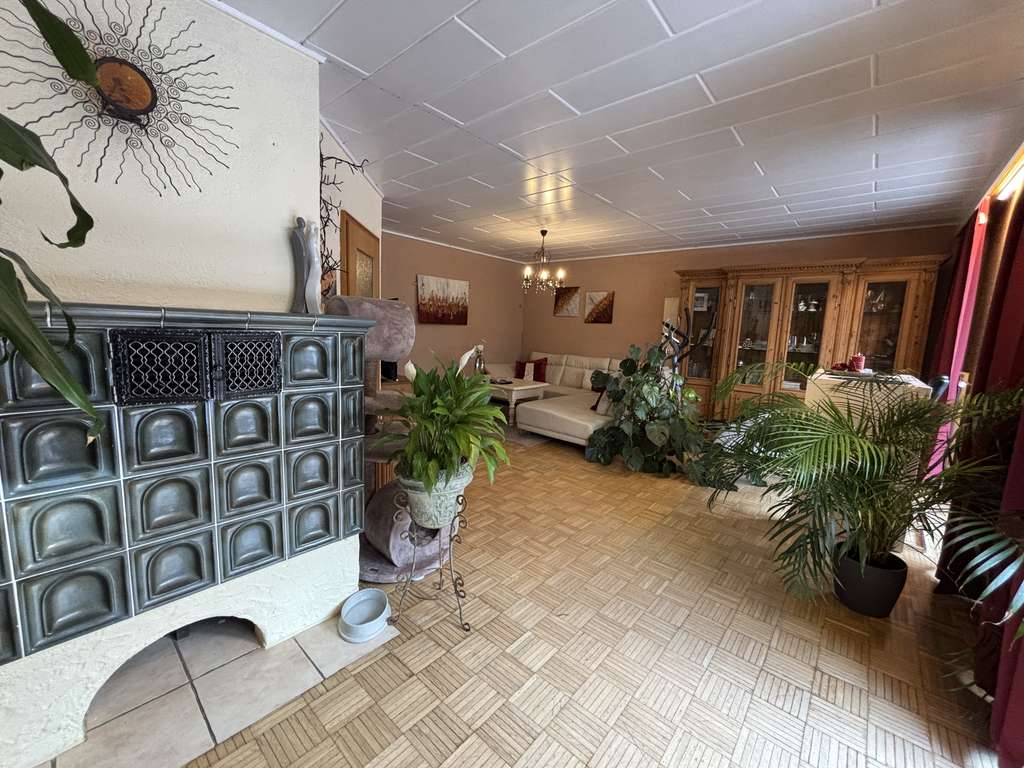 Immobilie in Nandlstadt - ANSPRECHENDE DOPPELHAUSHÄLFTE MIT LIEBEVOLLEM GARTEN IN NANDLSTADT - Bild 0