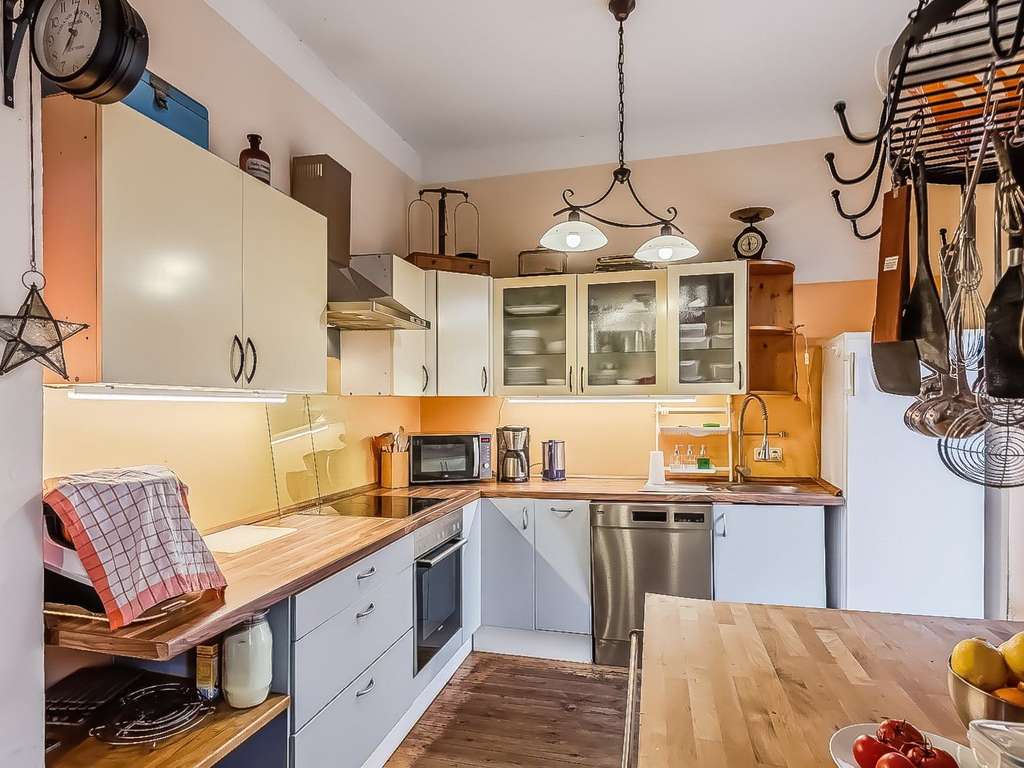 Immobilie in Eichwalde - Rarität, absehbar bezugsfrei! Geräumige Villa mit 6 Zimmern voll unterkellert in Eichwalde - Bild 3