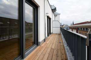 Luxuriöse 4-Zimmer-Maisonette-Wohnung mit Einbauküche und mehreren Balkonen in Dresdner Neustadt – Louisenstraße 31, 1099 Äußere Neustadt, Dresden – Vorschaubild 8