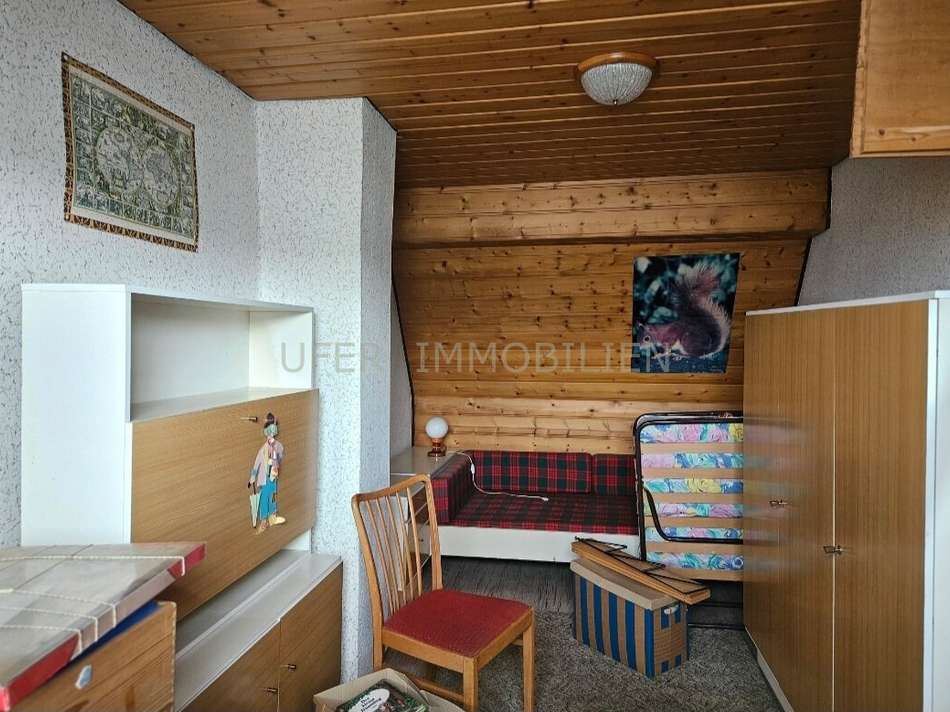 Zimmer 2 OG