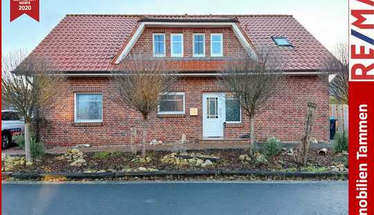 Bild von „Zwei Wohneinheiten, ein Preis – vielseitiges Familienhaus mit Freiraum für jede Lebensphase!“