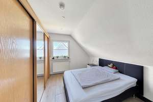 Lichtdurchflutetes Einfamilienhaus mit Photovoltaik, eigenem Garten und Garage. – Die vollständige Adresse der Immobilie erhältst du vom Anbieter., 84048 Mainburg – Vorschaubild 13