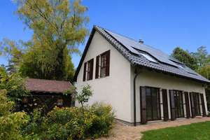 Helles 6-Zimmer-EFH mit Garten & Kamin – viel Raum, Licht und Wohnkomfort