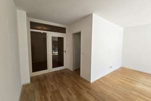 Obermenzing herrliche 2,5 Zimmer, Küche, Bad, Balkon ins Grüne – Die vollständige Adresse der Immobilie erhältst du vom Anbieter., 81247 Obermenzing, München – Vorschaubild 6