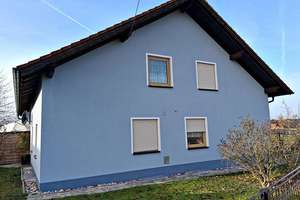Gepflegtes Einfamilienhaus in wunderschöner Lage mit Traumaussicht – Die vollständige Adresse der Immobilie erhältst du vom Anbieter., 93149 Nittenau – Vorschaubild 2