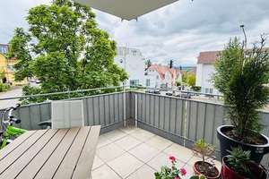 Moderne 1,5-Zimmer-Wohnung mit Balkon und Tiefgaragenstellplatz – Die vollständige Adresse der Immobilie erhältst du vom Anbieter., 78467 Fürstenberg, Konstanz – Vorschaubild 2