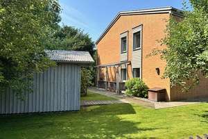 Urdenbacher Kämpe - bezugsfertiges 1-2 Familienhaus in Düsseldorf-Garath - absolut ruhige Lage – Jakob-Kneip-Str. 128, 40595 Garath, Düsseldorf – Vorschaubild 2