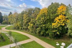 Wunderschöne 3 Zi-Whg München / Gräfelfing, Blick ins Grüne,  Küche (Miele) – Maria-Arndts-Str. 27, 81249 Aubing-Süd, München – Vorschaubild 5