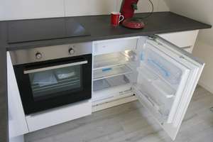 schöne Dachgeschosswohnung löffelfertig 1ZiKüB mit Einbauküche, voll möbliert – Mühlenbroicher Weg 143, 40472 Rath, Düsseldorf – Vorschaubild 22