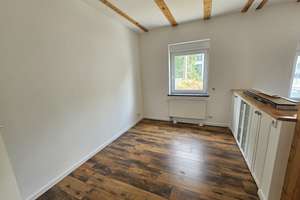 N-Eberhardshof, charmante 2- Zimmer-Gartenwohnung, Tageslichtbad und geschmackvoller EBK – Die vollständige Adresse der Immobilie erhältst du vom Anbieter., 90431 Eberhardshof, Nürnberg – Vorschaubild 4