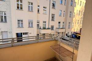 Frisch renovierte Altbauwohnung mit Balkon und neuer Einbauküche – Die vollständige Adresse der Immobilie erhältst du vom Anbieter., 13583 Falkenhagener Feld, Berlin – Vorschaubild 6