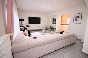 ++Moderne DHH mit Pool & Gartenhaus++ – Die vollständige Adresse der Immobilie erhältst du vom Anbieter., 68307 Sandhofen, Mannheim – Vorschaubild 5