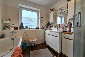 "Raumwunder" für die Großfamilie - 6-Zimmer-Stadthaus in bester + ruhiger Lage von Duvenstedt! – Die vollständige Adresse der Immobilie erhältst du vom Anbieter., 22397 Duvenstedt, Hamburg – Vorschaubild 12