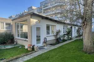 5-Zimmer-Wohnung mit eigenem Garten in ruhiger Hinterhoflage von Düsseldorf Wersten 