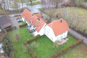 Kapitalanlage & Eigennutzung
Saniertes Bauernhaus mit vermietetem 4-Parteien-Anbau – Die vollständige Adresse der Immobilie erhältst du vom Anbieter., 32683 Barntrup – Vorschaubild 28