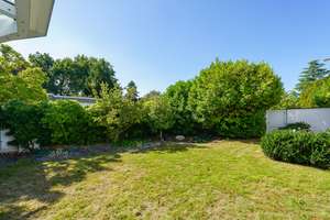 Bungalow im Dichterviertel mit uneinsehbarem Garten und Swimmingpool im Haus – Die vollständige Adresse der Immobilie erhältst du vom Anbieter., 40474 Stockum, Düsseldorf – Vorschaubild 26