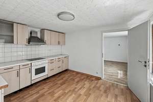 Erbbaurecht: Einfamilienhaus mit Einliegerwohnung auf großem Grundstück in Stockum – Die vollständige Adresse der Immobilie erhältst du vom Anbieter., 40468 Stockum, Düsseldorf – Vorschaubild 12