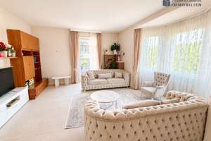 GEFRAGTE WOHNLAGE IN S-OST: * 3,5-Zi.-Whg. * ca. 112,4 qm * EBK * 2 Balkone * TL-Bad * sep. WC *