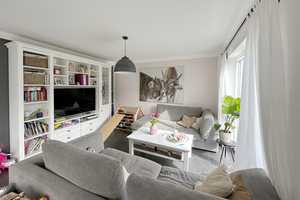 Modernes Landhausidyll in Landshut-Auloh am Stausee – Wohnen mit Stil und Substanz – Landshut – Vorschaubild 6