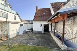 Einfamilienhaus mit Garage und kleiner Werkstatt in zentraler Lage im Kernbereich von Hannover-Ahlem – Die vollständige Adresse der Immobilie erhältst du vom Anbieter., 30453 Ahlem, Hannover – Vorschaubild 11