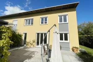 Reiheneckhaus mit Carport 
in Ulm/Wiblingen