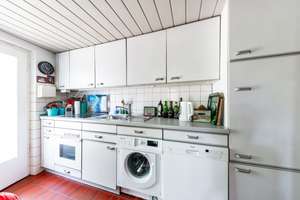 Frankfurt-Dornbusch: Freistehendes & individuelles Zweifamilienhaus! – 60433 Dornbusch, Frankfurt am Main – Vorschaubild 8