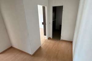 Schöne 2-Zimmer-Wohnung / 2er-WG mit Balkon in Köln-Zollstock – Die vollständige Adresse der Immobilie erhältst du vom Anbieter., 50969 Zollstock, Köln – Vorschaubild 3