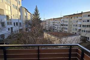 Zentral wohnen im Herzen von Stuttgart: freie und gepflegte 3-Zimmer-Wohnung im Gerichtsviertel
