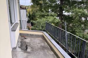 "Charmanter Altbau: 3-Zimmer-Wohnung in Grafenberg" - Balkon zum Garten – Simrockstr. 44, 40235 Grafenberg, Düsseldorf – Vorschaubild 21