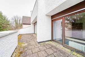 "ARCHITEKTENVILLA IN OBERMENZING " – München – Vorschaubild 33