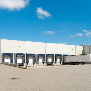 Lager- und Produktionshallen mit Gleisanschluss - teilbar - in verkehrsgünstiger Lage!