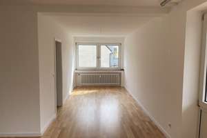 Schöne  3 Zimmerwohnung mit 2 Balkone in Düsseldorf Grafenberg – Brandenburgstraße 20, 40629 Grafenberg, Düsseldorf – Vorschaubild 22