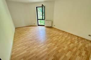 *** DIREKT EINZIEHEN *** BLICK IN DEN SCHLOSSPARK *** Tolle 2 ZKBB mit "Turmzimmer" und Tiefgarage! – Mosburgstr. 8g, 65203 Biebrich, Wiesbaden – Vorschaubild 17