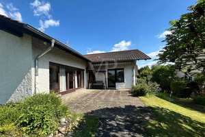 Großes Grundstück in TOP-LAGE: Bungalow mit Einliegerwohnung! – Main-Kinzig-Kreis – Vorschaubild 5